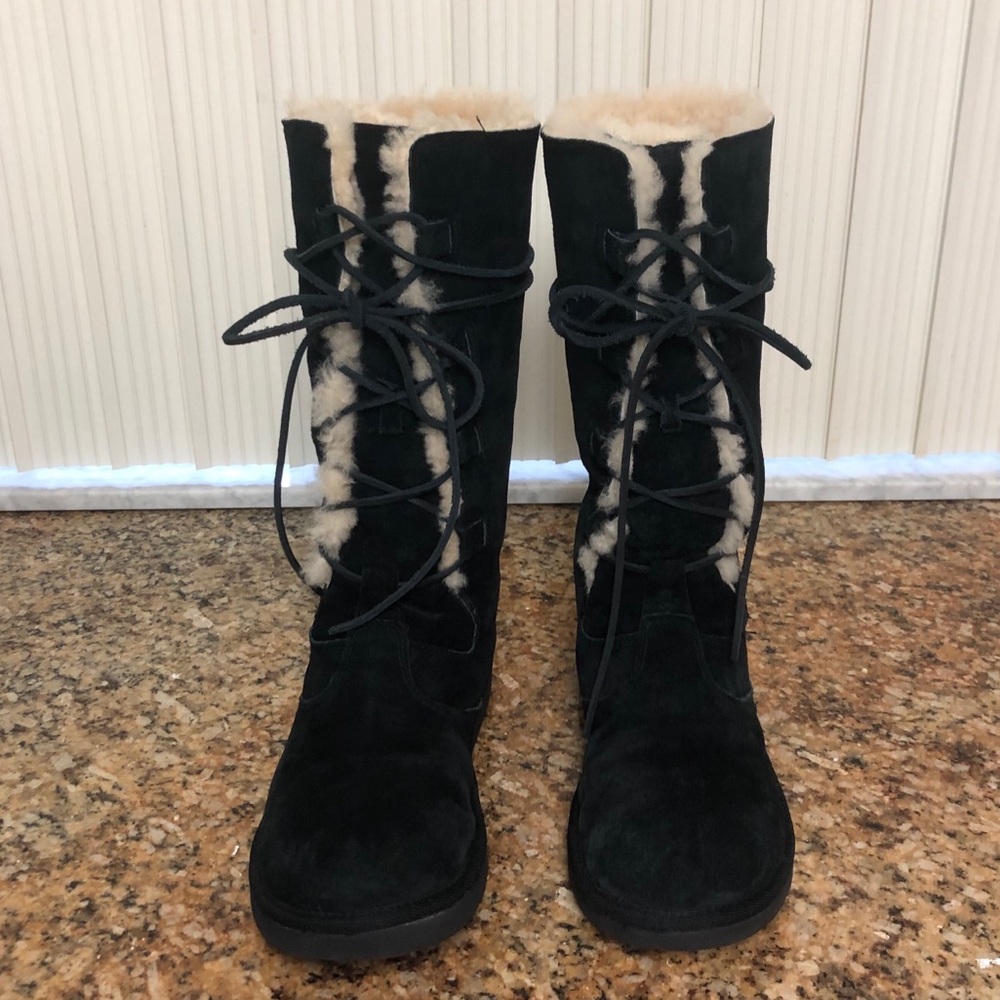 UGG WHITLEY BLACK LACE UP WINTER BOOTS 10 EUC